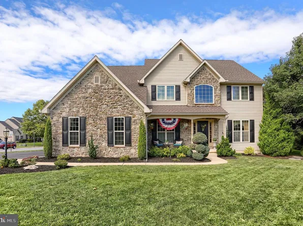 1041 Castle Maine Ct, Elizabethtown, PA 17022