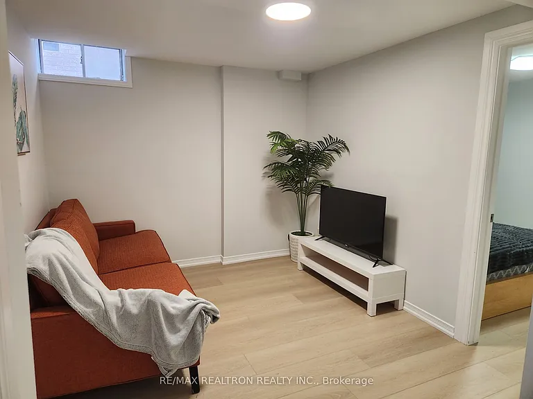 46 Thornbrook Ct #BASEMENT — Photo 14