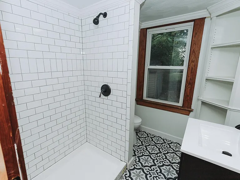 1437 Alameda Ave — Photo 13