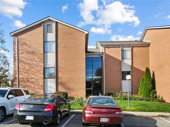 1104 Arrowhead Xing APT D, Dayton, OH 45449