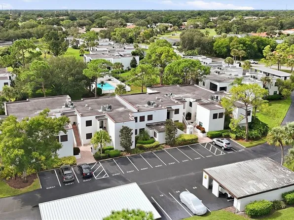 5030 MARSH FIELD ROAD #22, SARASOTA, FL 34235