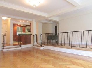 20 W 74th St, New York, NY 10023