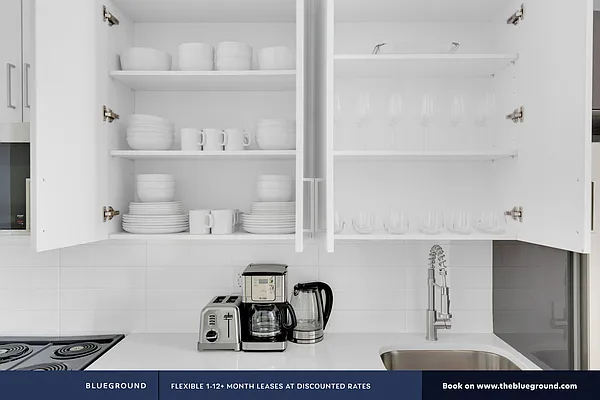 Rented by The Blueground | media 32