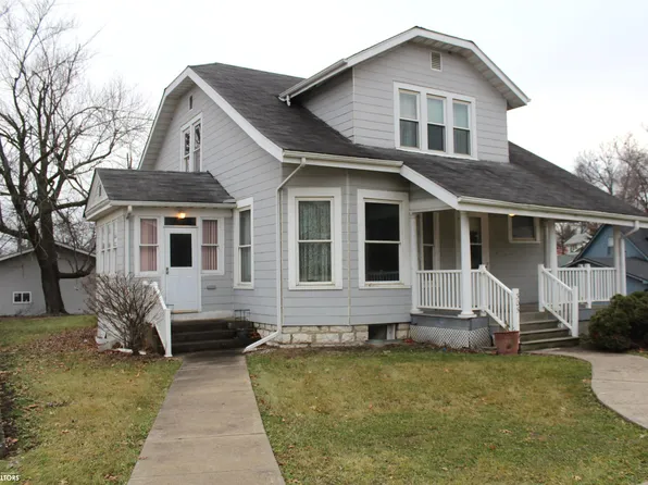 305 W Jefferson St, Bloomfield, IA 52537