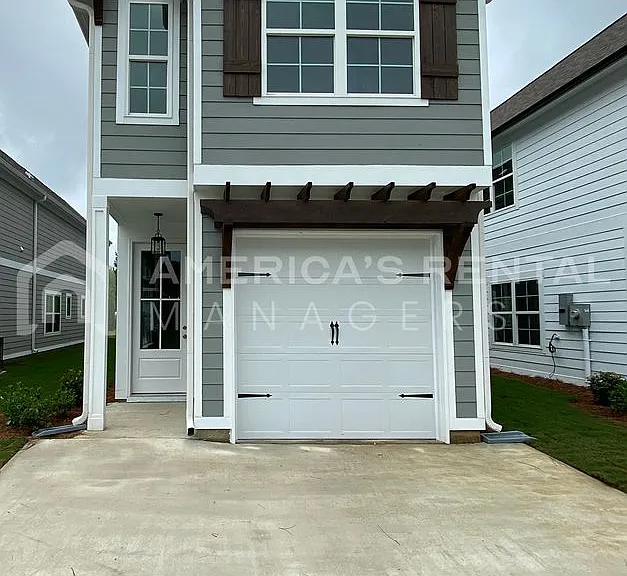 223 Creek Run Way — Photo 1