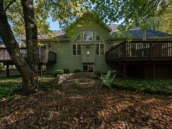 5th image of 50 Boulder Dr