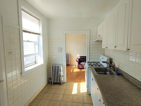 2nd image of 4355 W Parker Ave #1W