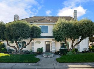 900 Ruby Ct, Ripon, CA 95366