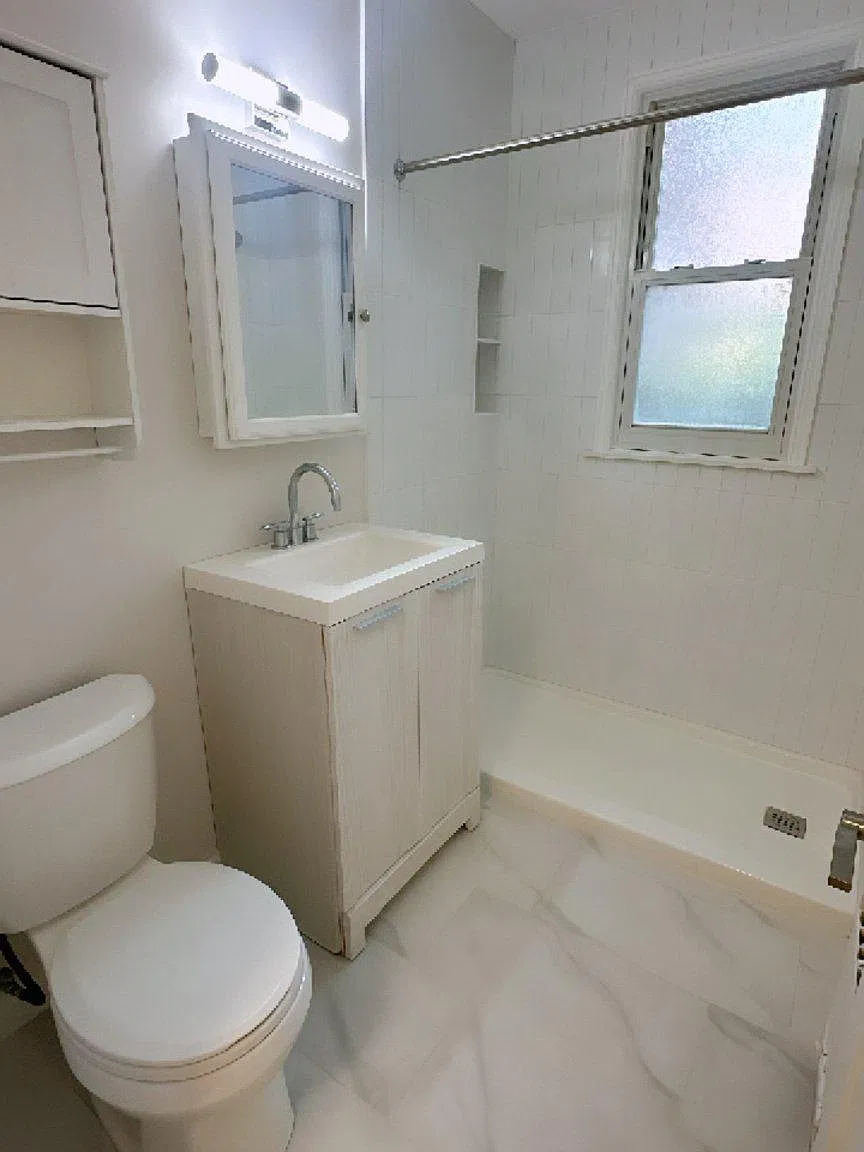 1 bed, 1.0 bath, 666 sqft, $1,800 — Photo 2
