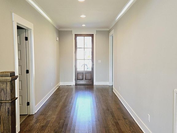 4th image of 1700 Criswell Ct #34