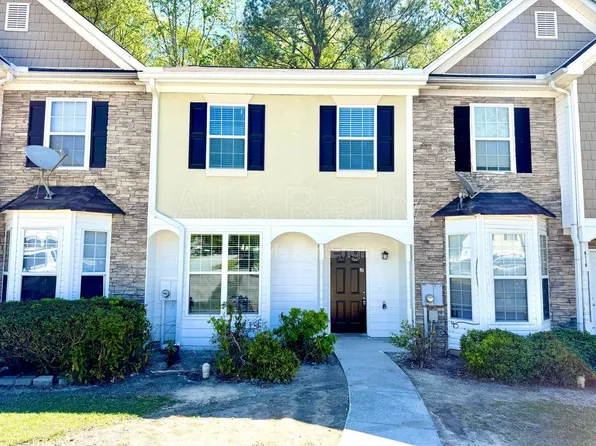 6108 Camden Forrest Cv, Riverdale, GA 30296
