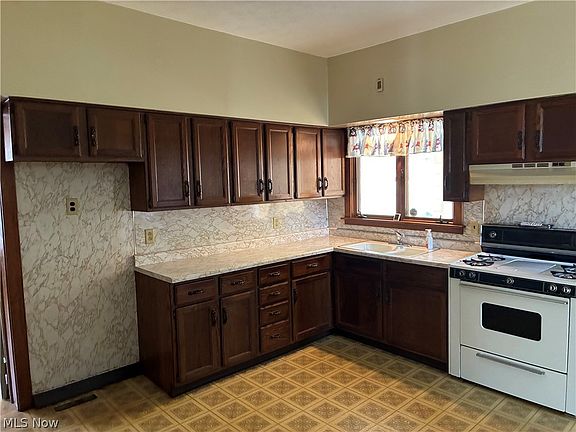 5th image of 331 Wood Ave