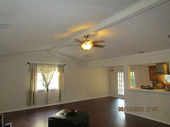 4th image of 3722 Royal Manor Dr