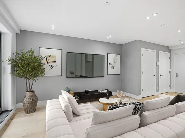 107 Waverly Avenue image 6 of 23