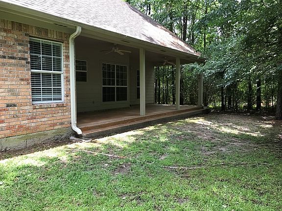 4th image of 511 Carriage Dr