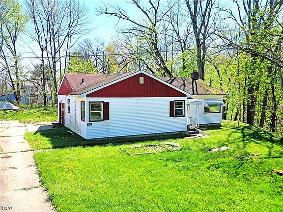 2nd image of 207 S Belle Vista Ave