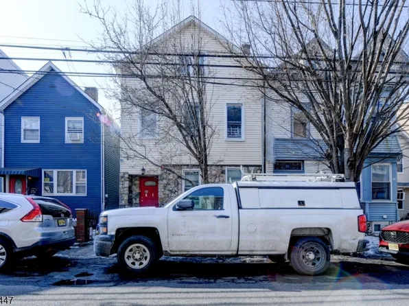 23 Hawkins St, Newark City, NJ 07105