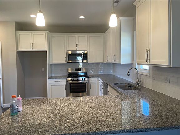 3rd image of 444 Holly Grove Dr