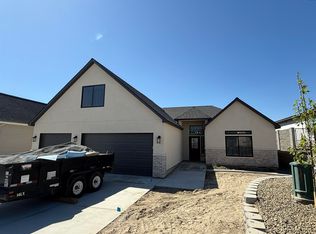 2379 Upriver Ave, Richland, WA 99352