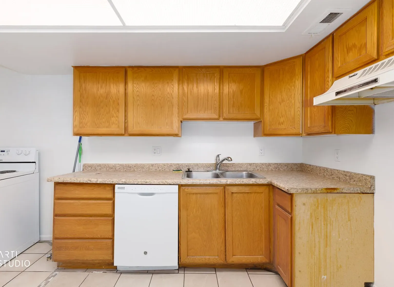 Westbridge 4-Plex — Photo 3