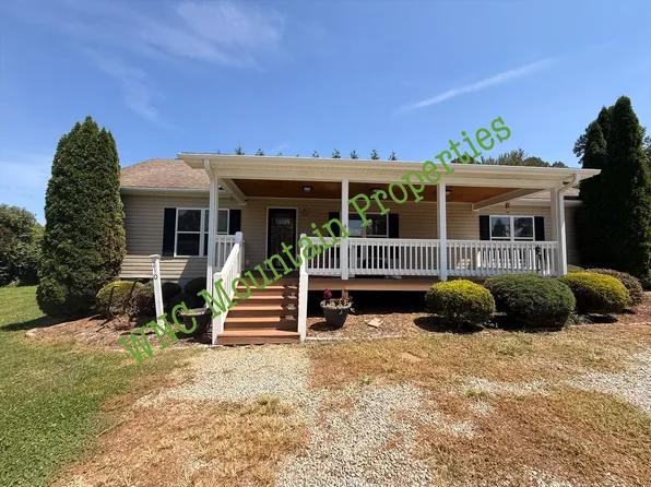 210 Pattys Chapel Rd, Fletcher, NC 28732