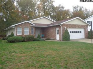 109 Stucky Dr, Dover, OH