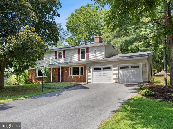 6330 Beechwood Dr, Columbia, MD 21046