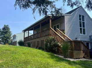 121 Trail Rd S, Elizabethtown, PA 17022