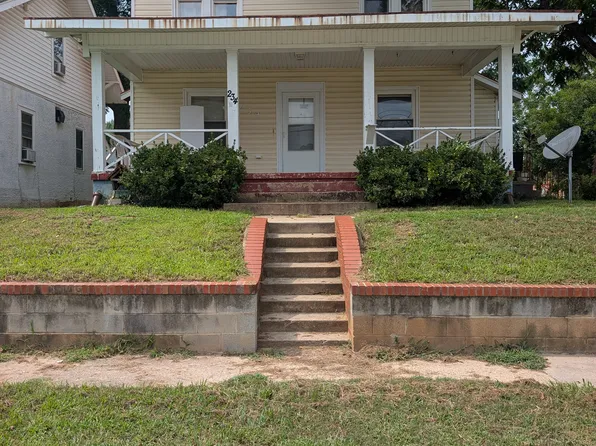 234A Cameron Ave, Colonial Heights, VA 23834