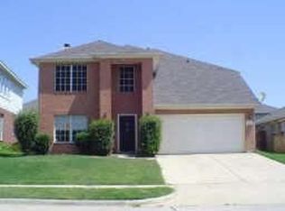927 Allencrest Dr, Arlington, TX 76001
