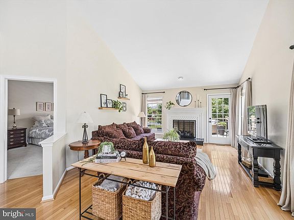 3rd image of 5116 Sugar Hill Ct
