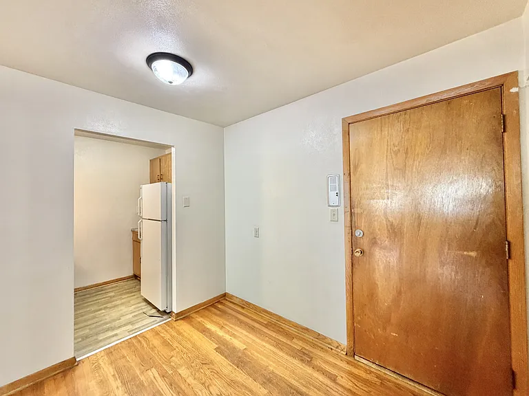 430 Harrison Ave — Photo 12