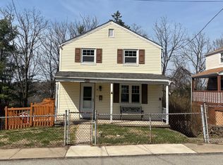 706 Hestor Dr, Pittsburgh, PA 15220