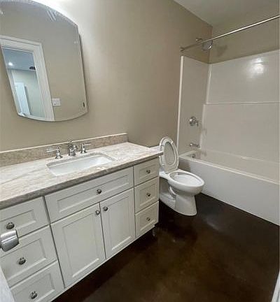 5th image of 3439 Bryson St