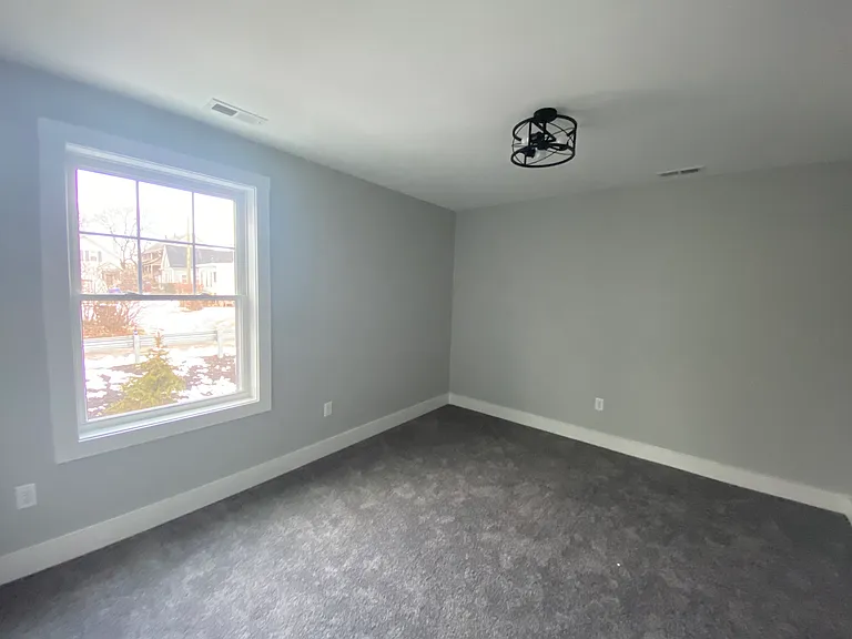32 Main St #3 — Photo 16