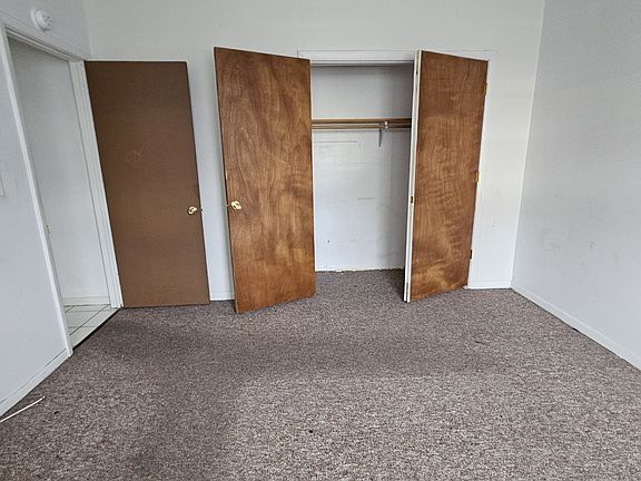3rd image of 237 Forest Rd #1B