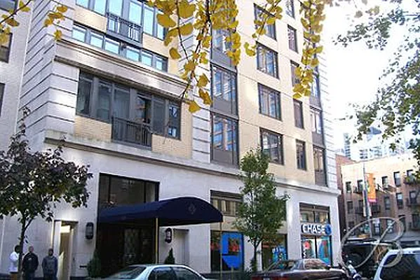 Rented by Bellmarc Realty | media 1