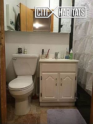5th image of 25 Avenue C APT 4A