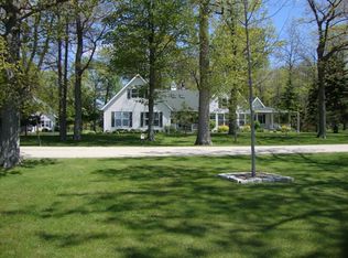 956 Shoemaker Point Rd, Brussels, WI 54204
