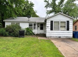3327 E Mount Vernon Rd, Wichita, KS 67218