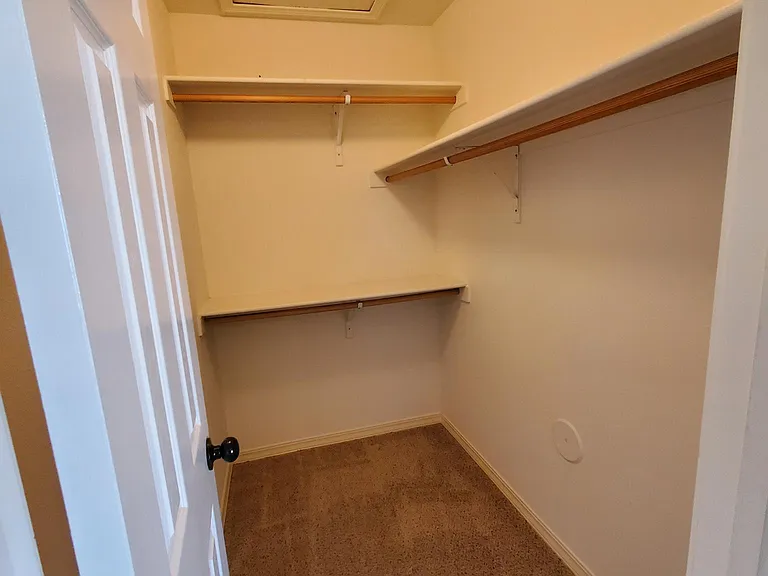 14604 Christian Castle Ave — Photo 18