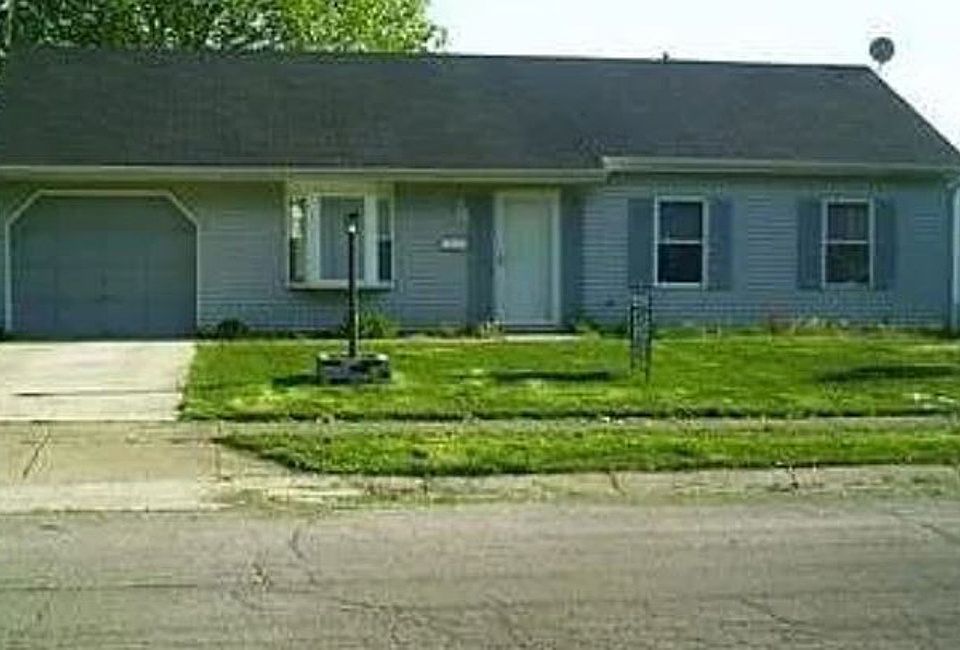 1st image of 913 Leatherwood Dr