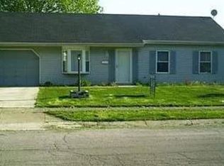913 Leatherwood Dr, New Carlisle, OH 45344