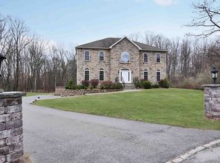 3 Florence Dr, Wharton, NJ 07885