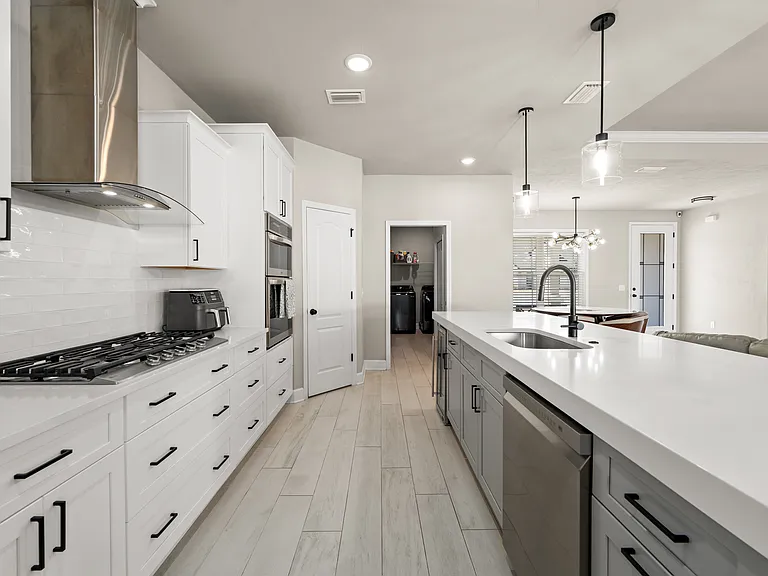 24784 SW 21st Ln — Photo 3