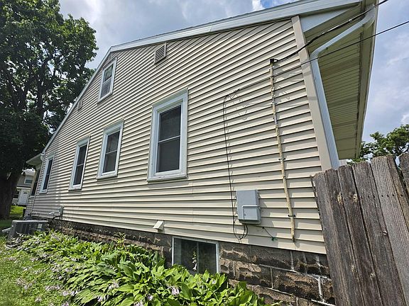5th image of 1527 Bertch Ave