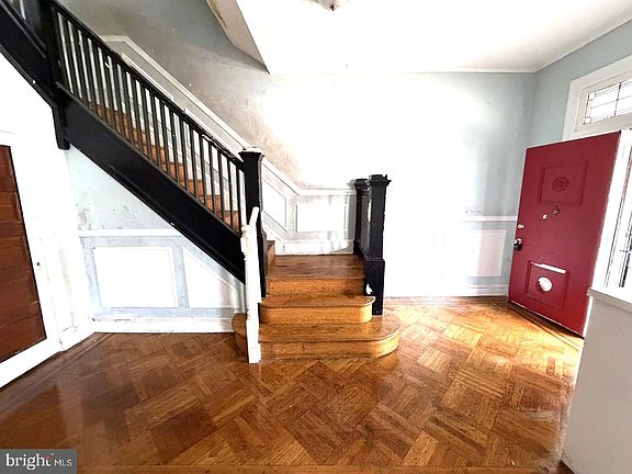 2nd image of 2811 Ulman Ave
