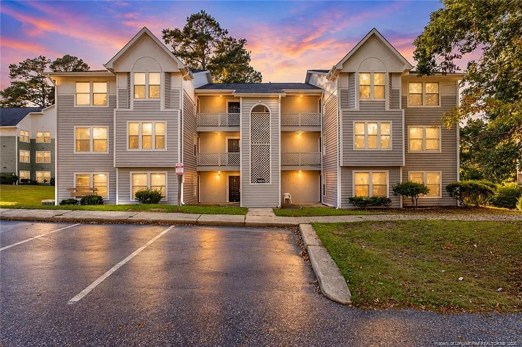 1021-3 Wood Creek Drive - EB — Photo 1
