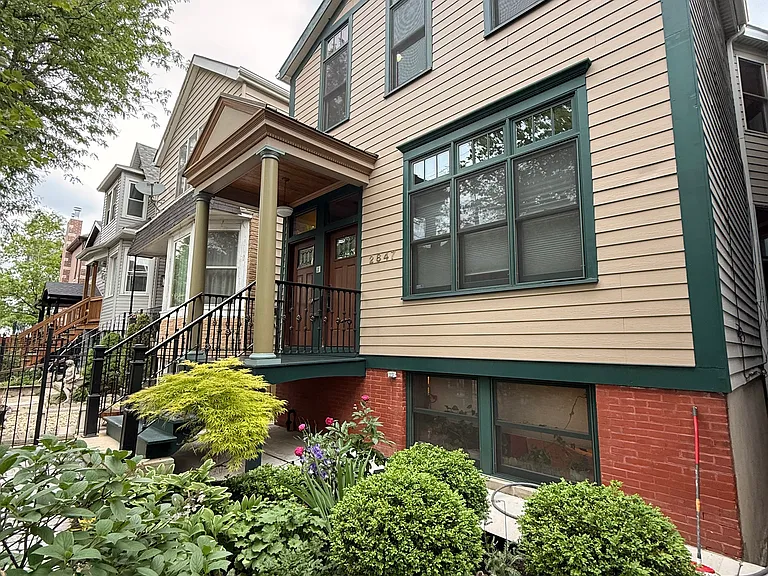 2847 N Sacramento Ave #2 — Photo 34