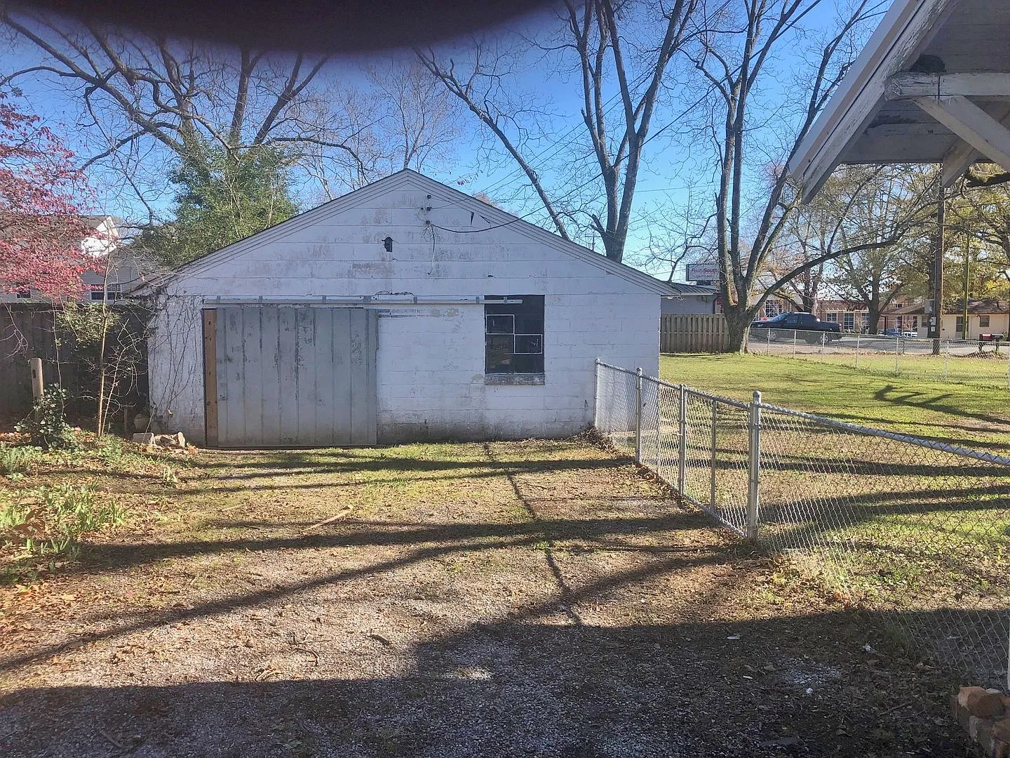 3 Bedrooms 1 Bath — Photo 3
